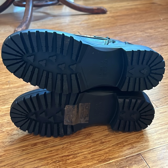 Primark Combat-Style Boots with Chains - Picture 6 of 6